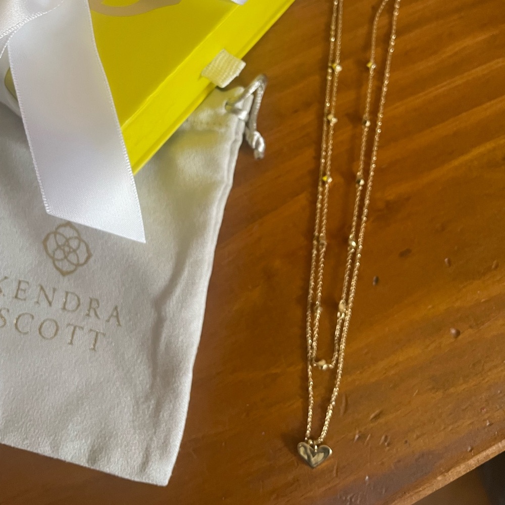 Kendra Scott gold heart layering necklace